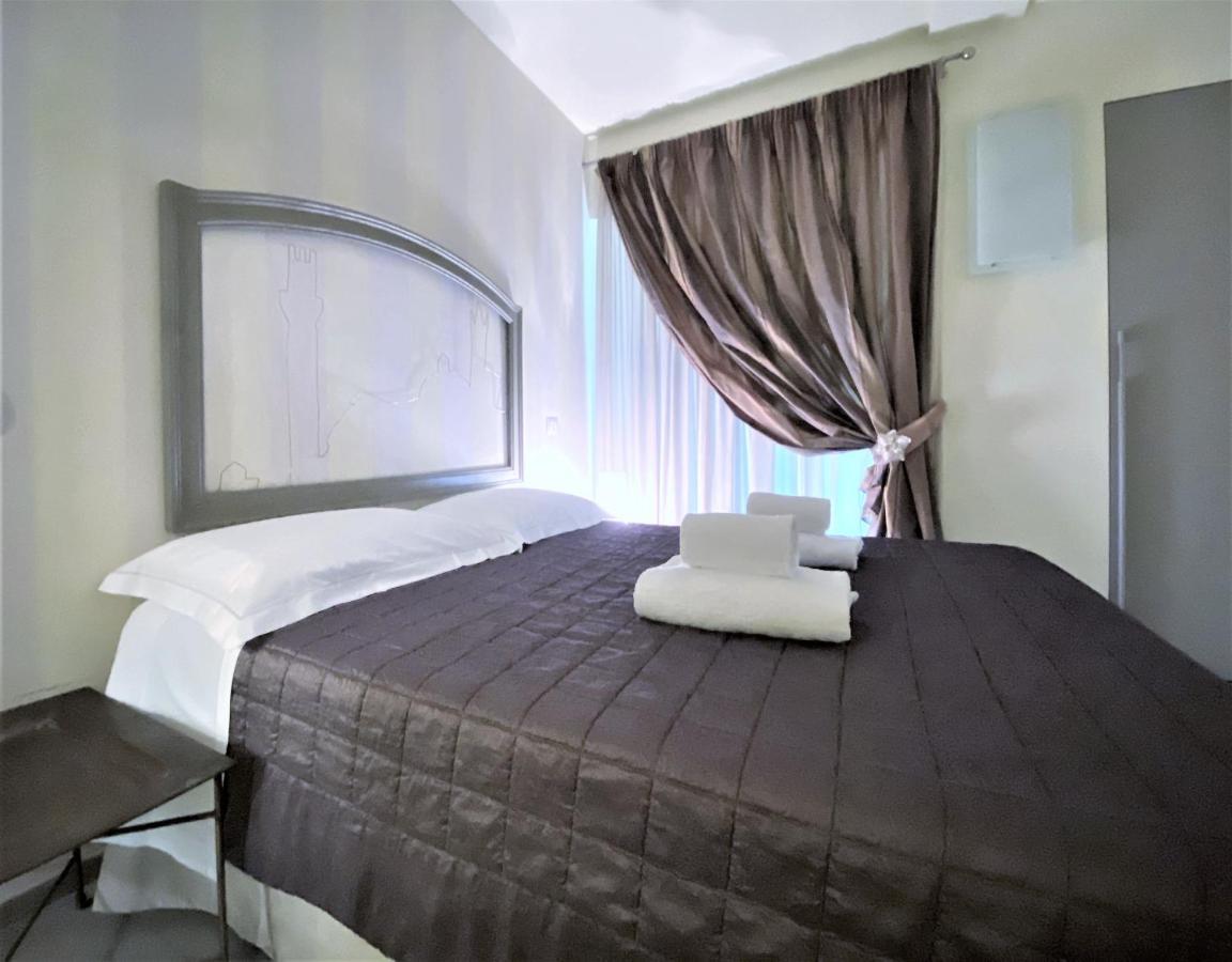 Loft 22- A Due Passi Da Piazza Del Campo Appartement Siena Buitenkant foto